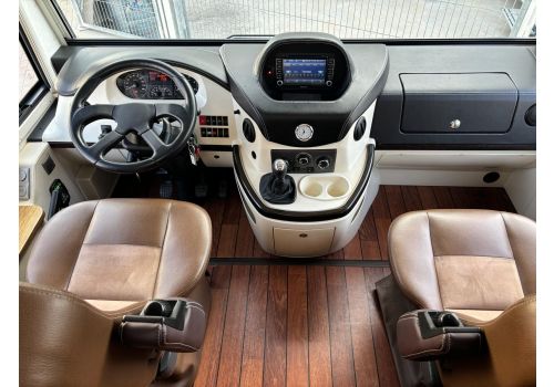 Integral Motorhome CONCORDE Charisma 850 L en Sale Occasion