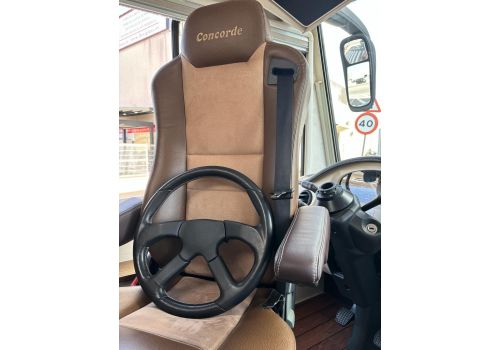 Integral Motorhome CONCORDE Charisma 850 L en Sale Occasion