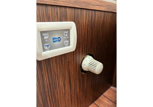 Integral Motorhome CONCORDE Charisma 850 L en Sale Occasion
