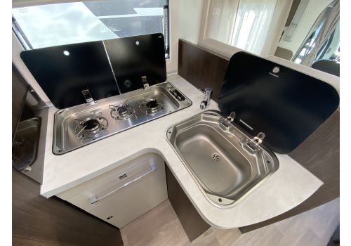 Low Profile Motorhome BENIMAR Tessoro 463UP en Sale Occasion