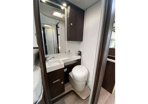 Low Profile Motorhome BENIMAR Tessoro 463UP en Sale Occasion