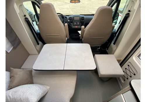 Low Profile Motorhome RAPIDO C50 Modelo 2023 en Sale Occasion