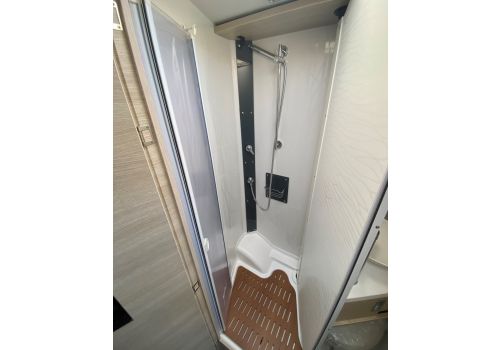 Low Profile Motorhome RAPIDO C50 Modelo 2023 en Sale Occasion