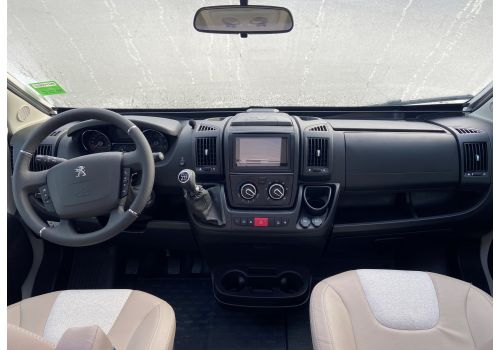 Low Profile Motorhome RAPIDO C50 Modelo 2023 en Sale Occasion