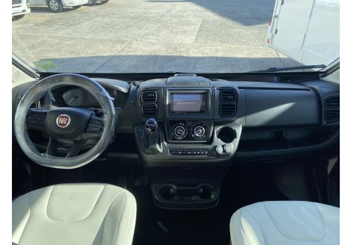 Camper Van RAPIDO V68 Modelo 2023 en Sale Occasion