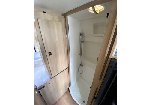 Camper Van DREAMER D55 Limited Select Modelo 2023 en Sale Occasion