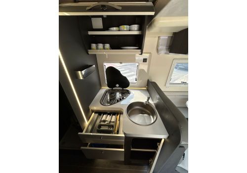 Low Profile Motorhome ROLLER TEAM Kronos 284 TL en Sale Occasion