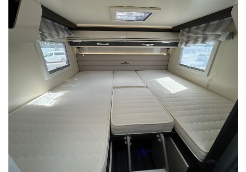 Low Profile Motorhome ROLLER TEAM Kronos 284 TL en Sale Occasion