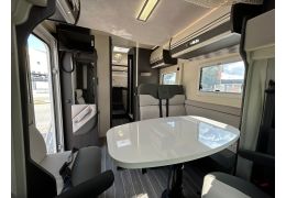Low Profile Motorhome ROLLER TEAM Kronos 284 TL en Sale Occasion
