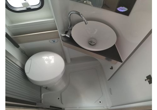 Camper Van ADRIA Twin 600 SPB Plus en Sale Occasion
