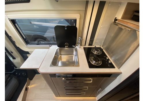 Camper Van DREAMER D68 Limited Select Modelo 2023 en Sale Occasion
