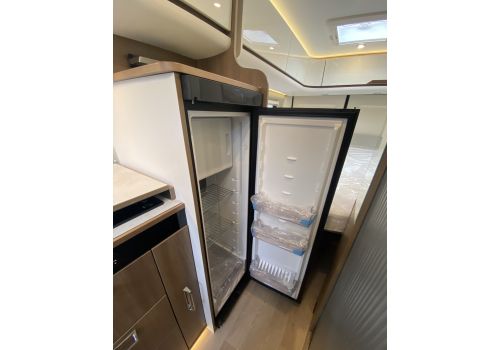 Camper Van DREAMER D68 Limited Select Modelo 2023 en Sale Occasion