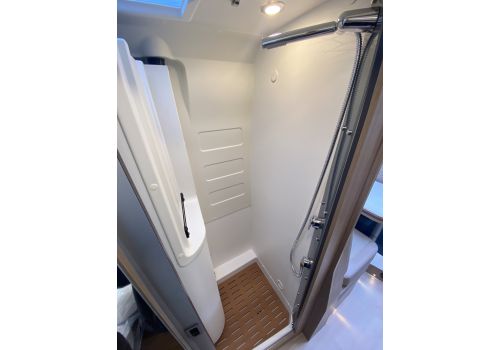 Camper Van DREAMER D68 Limited Select Modelo 2023 en Sale Occasion