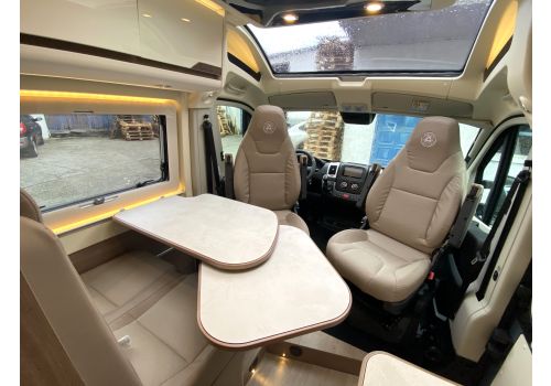 Camper Van DREAMER D68 Limited Select Modelo 2023 en Sale Occasion