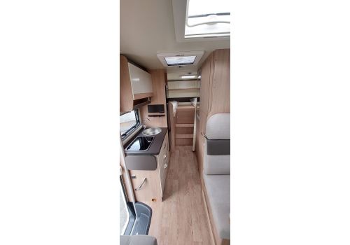 Low Profile Motorhome ITINEO PJ 700 Modelo 2022 en Sale Occasion