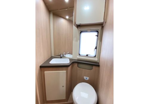 Low Profile Motorhome ITINEO PM740 Modelo 2022 en Sale Occasion