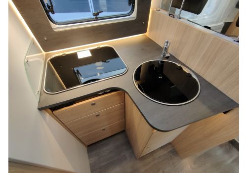 Low Profile Motorhome SUNLIGHT T68 Adventure Edition en Sale Occasion