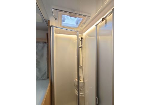 Low Profile Motorhome SUNLIGHT T68 Adventure Edition en Sale Occasion