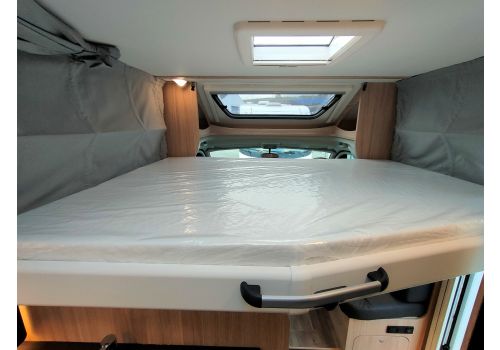 Low Profile Motorhome SUNLIGHT T68 Adventure Edition en Sale Occasion