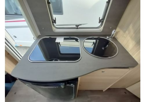 Low Profile Motorhome SUNLIGHT T58 en Sale Occasion