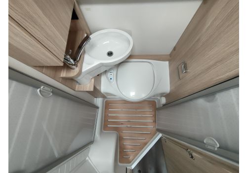 Low Profile Motorhome SUNLIGHT T58 en Sale Occasion