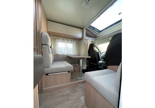 Low Profile Motorhome ITINEO PJ700 Modelo 2022 en Sale Occasion