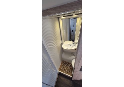 Capuchina Motorhome SUNLIGHT A72 en Sale Occasion