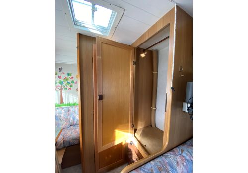 Capuchina Motorhome RIMOR Brig 607 en Sale Occasion