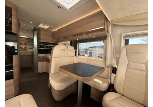 Integral Motorhome CONCORDE Credo 841 M en Sale Occasion