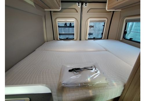 Camper Van SUNLIGHT Cliff 600 Modelo 2020 en Sale Occasion