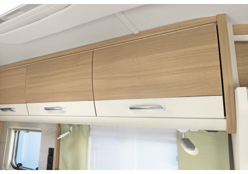 Low Profile Motorhome DETHLEFFS Advantage T7051 modelo 2018 en Catalog