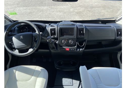 Low Profile Motorhome RAPIDO 686F Modelo 2023 en Sale Occasion