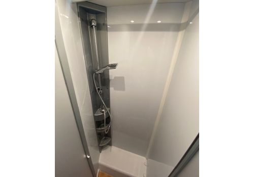 Low Profile Motorhome DETHLEFFS Just T7052 DBM Modelo 2023 en Sale Occasion