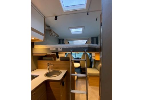 Low Profile Motorhome DETHLEFFS Just T7052 DBM Modelo 2023 en Sale Occasion