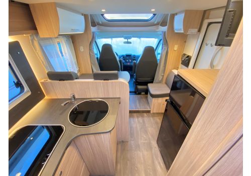 Low Profile Motorhome SUNLIGHT T69S en Sale Occasion