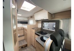 Low Profile Motorhome SUNLIGHT T67S en Sale Occasion