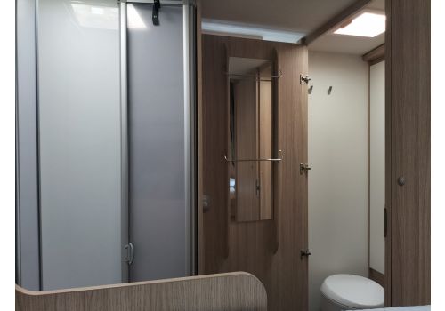 Low Profile Motorhome SUNLIGHT T 65 en Sale Occasion