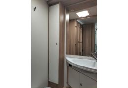 Low Profile Motorhome SUNLIGHT T 65 en Sale Occasion