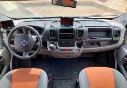 Low Profile Motorhome JOINT Spaceline 158 in Sale Occasion