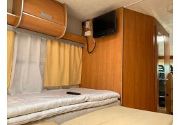 Low Profile Motorhome JOINT Spaceline 158 in Sale Occasion