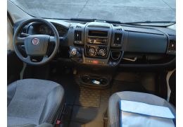 Low Profile Motorhome SUNLIGHT T 67 S en Sale Occasion