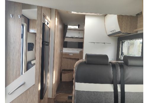 Low Profile Motorhome SUNLIGHT T 65 en Sale Occasion