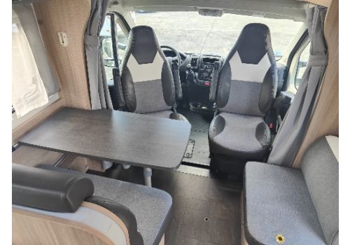 Low Profile Motorhome SUNLIGHT T 65 en Sale Occasion