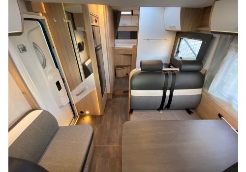 Low Profile Motorhome SUNLIGHT T65 en Sale Occasion
