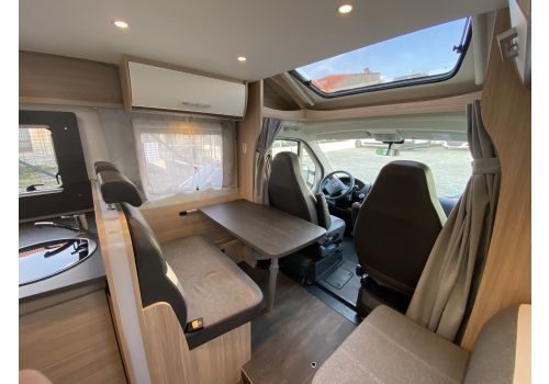 Low Profile Motorhome SUNLIGHT T65 en Sale Occasion