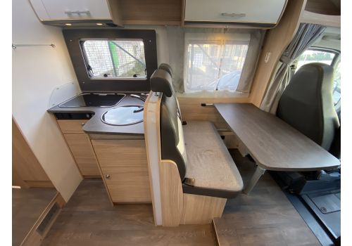Low Profile Motorhome SUNLIGHT T65 en Sale Occasion