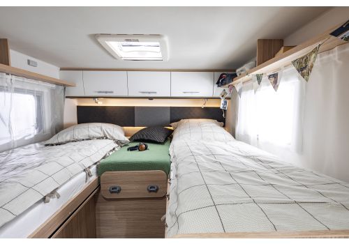 Low Profile Motorhome SUNLIGHT T68 en Sale Occasion