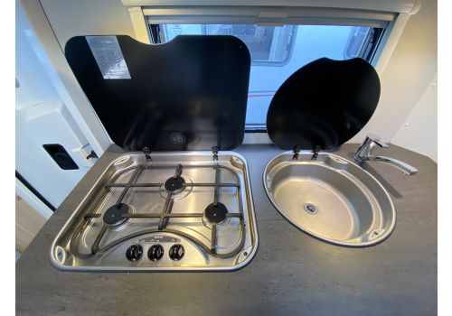 Capuchina Motorhome SUNLIGHT A68 en Sale Occasion