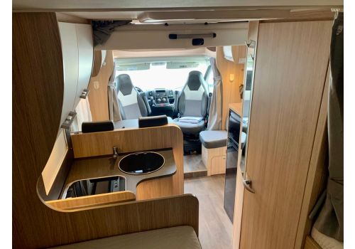 Low Profile Motorhome SUNLIGHT T 67 S en Sale Occasion