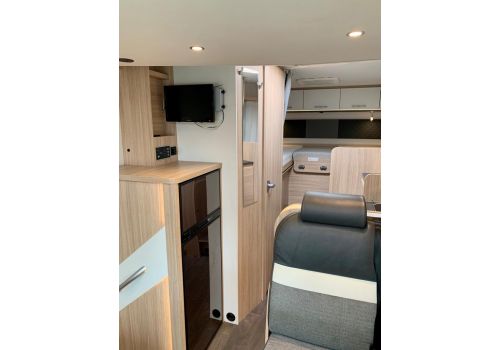 Low Profile Motorhome SUNLIGHT T 67 S en Sale Occasion